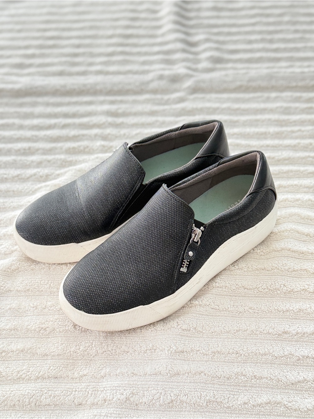 Dr Scholl’s Madison Cloud Zip Sneaker 8